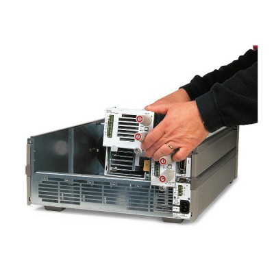 N3300A — Chassis jusqu'à 1,8 kW | Keysight Technologies