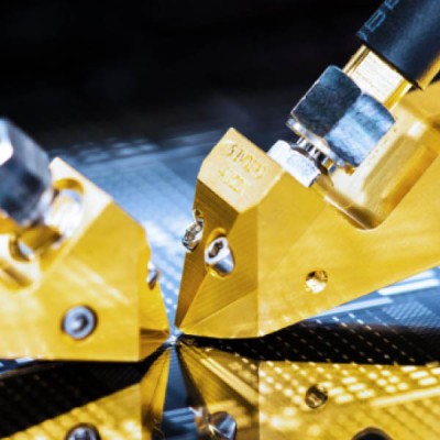 Solution Mesures RF — Ultra large bande - 900Hz–220GHz