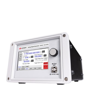 AP5002A-/512 — Générateur de signaux µW, de 9 KHz à 12 GHz